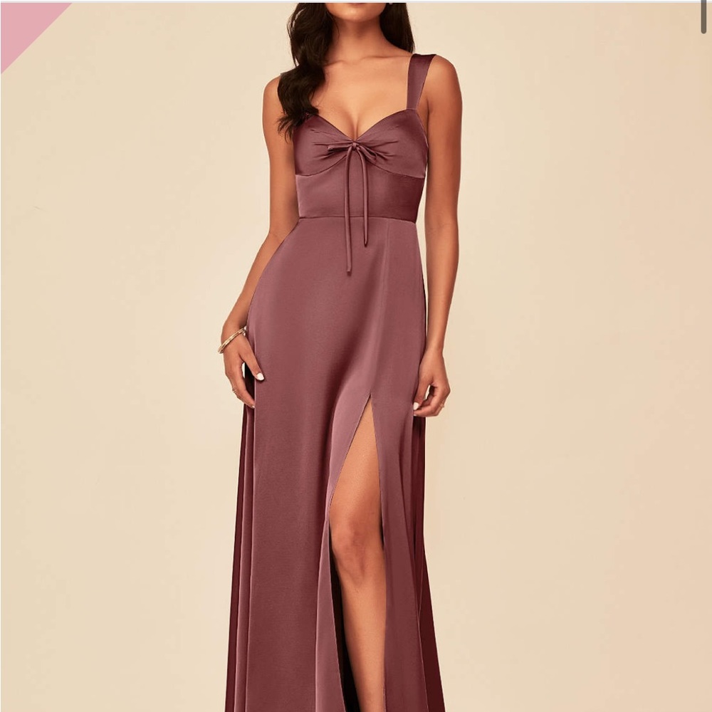 Azazie Alexia in Amethyst Satin